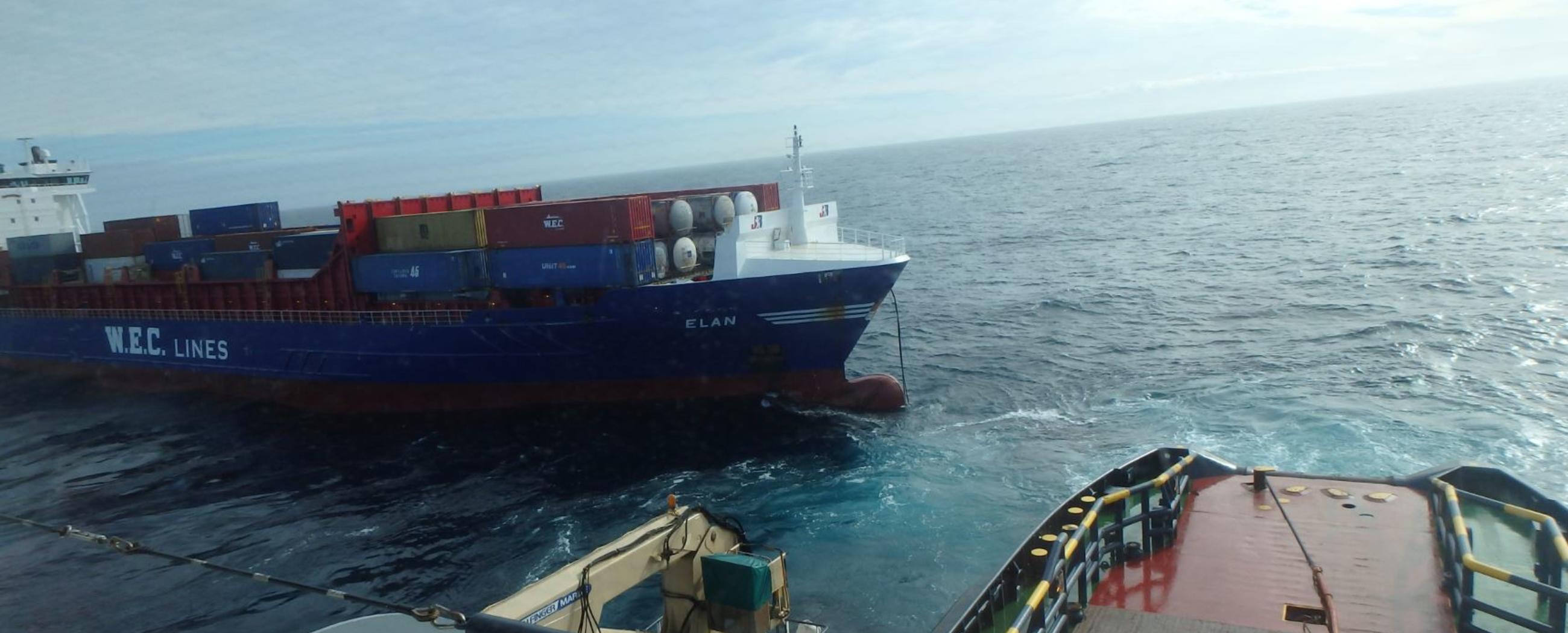 ALP Guard_Salvage of drifting Container vessel Elan, Brest (7).jpeg